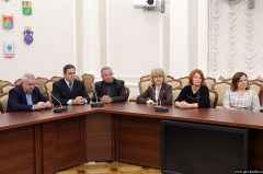 Глава Карелии приветствовал стихами депутатский корпус нового созыва